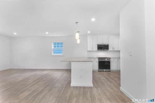 97 Fayerweather Terrace, Bridgeport, CT 06605