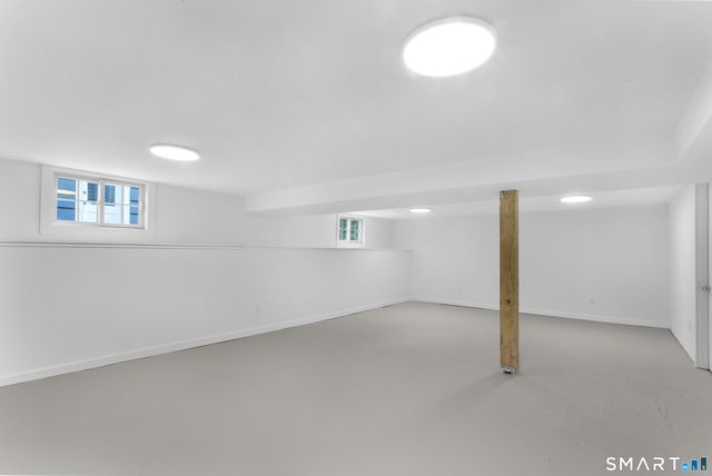 97 Fayerweather Terrace, Bridgeport, CT 06605