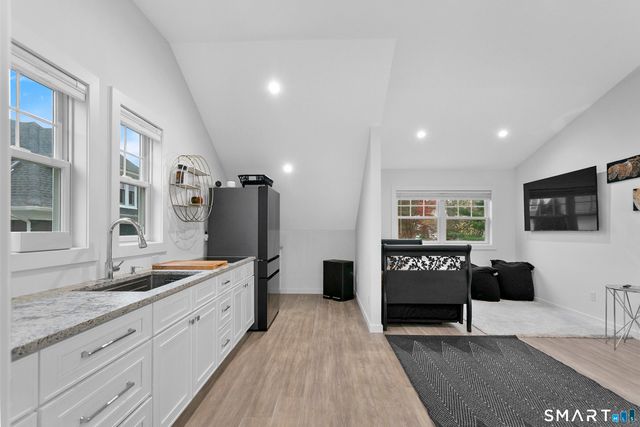 97 Fayerweather Terrace, Bridgeport, CT 06605