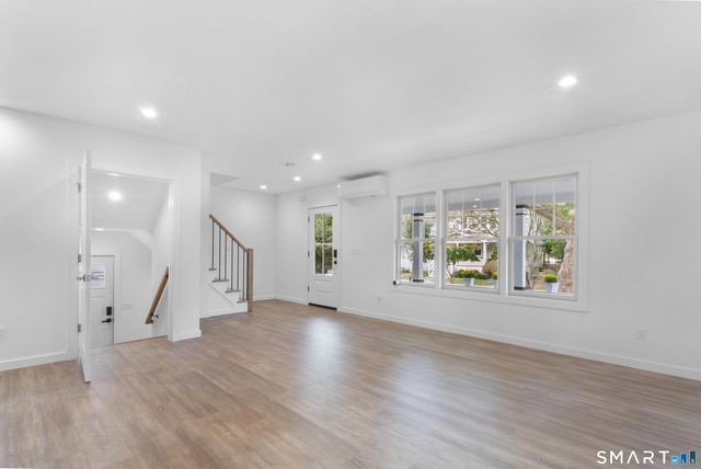 97 Fayerweather Terrace, Bridgeport, CT 06605