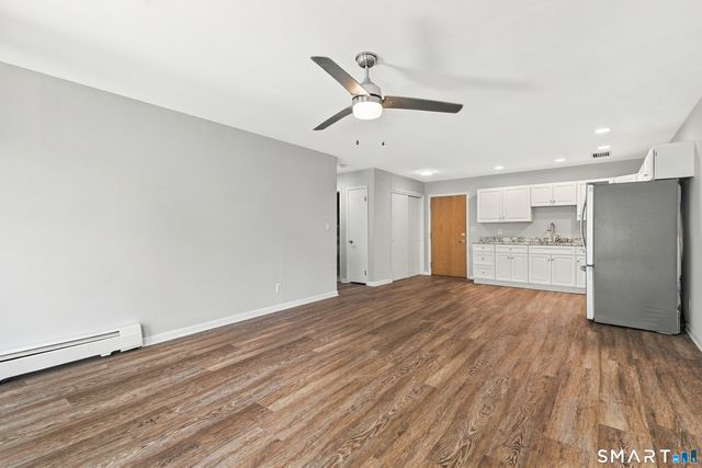 22 North Lake Drive D2, Hamden, CT 06517