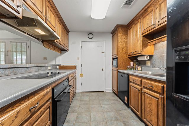 1831 Denver Dr, Baton Rouge, LA 70810
