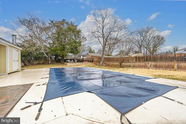 48 W BOLTON AVE, Absecon, NJ 08201