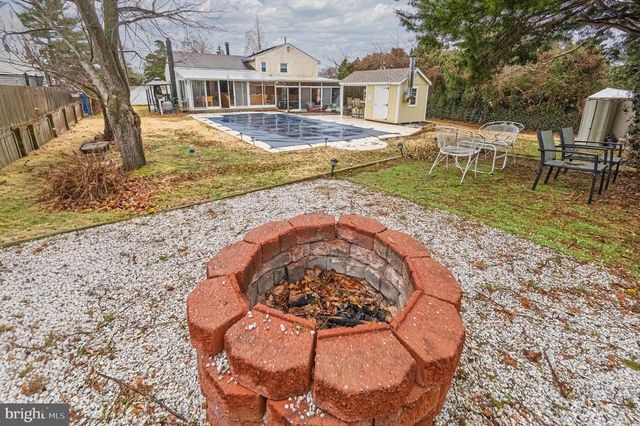 48 W BOLTON AVE, Absecon, NJ 08201