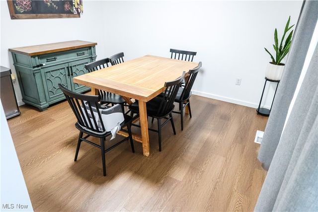 933 Van Buren Way, Medina, OH 44256