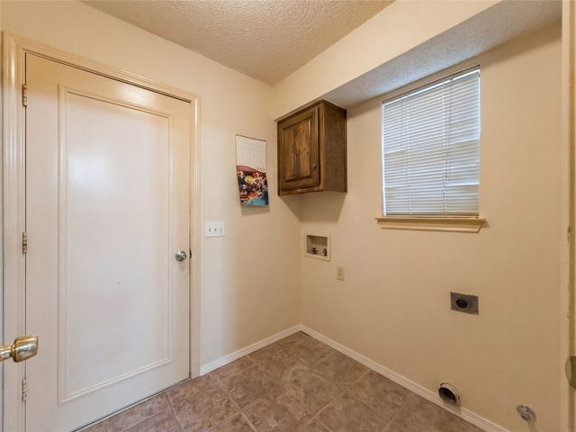 308 Rolling Oak Drive, Murphy, TX 75094