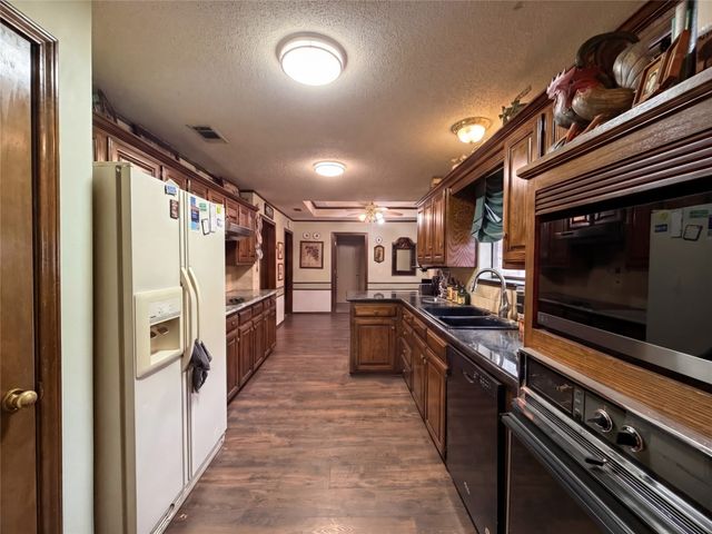 308 Rolling Oak Drive, Murphy, TX 75094