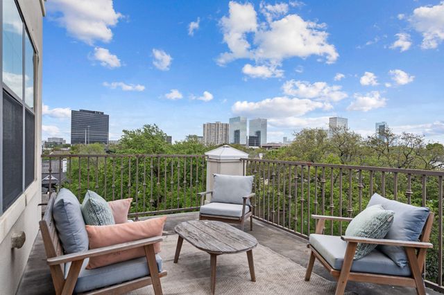5303 Weslayan Street, Houston, TX 77005