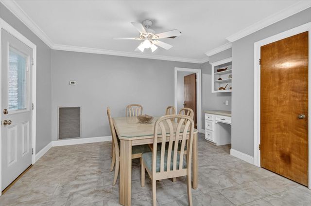 1039 Honey Hill Drive, Houston, TX 77077