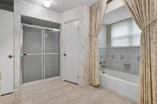 1039 Honey Hill Drive, Houston, TX 77077