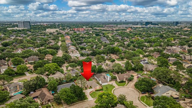 1039 Honey Hill Drive, Houston, TX 77077