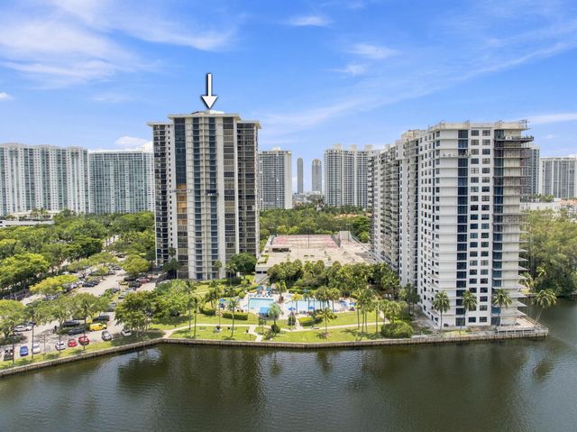 18181 NE 31ST Court PH10, Aventura, FL 33160