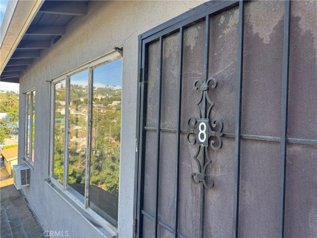 1422 Talmadge 8, Los Angeles, CA 90027