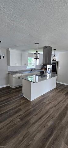 1110 77th ST, Newport News, VA 23605