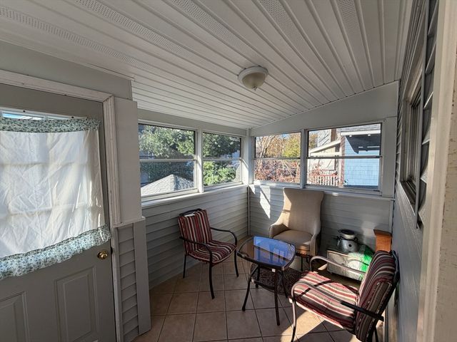 20 Oak Square Ave 2, Boston, MA 02135