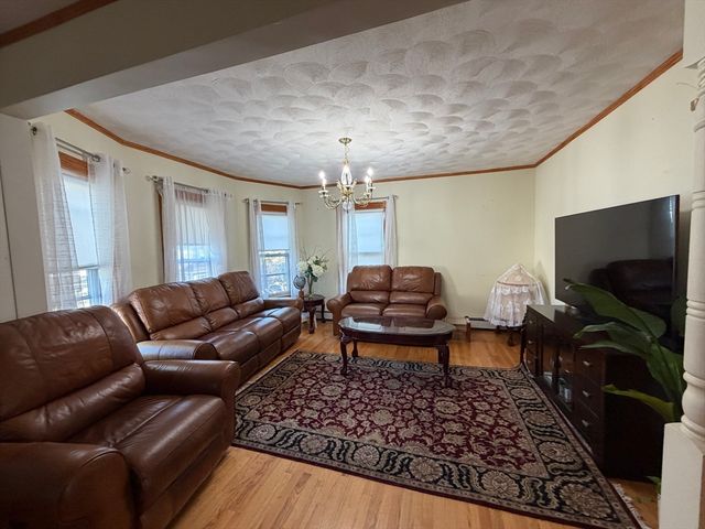 20 Oak Square Ave 2, Boston, MA 02135