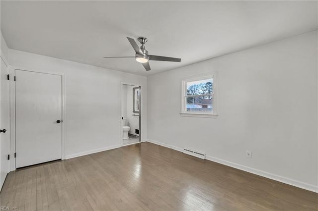 524 Summit Ridge DR, Chesapeake, VA 23322