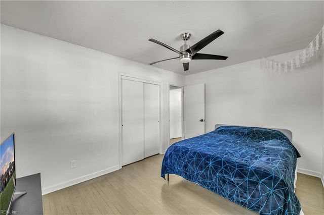 524 Summit Ridge DR, Chesapeake, VA 23322