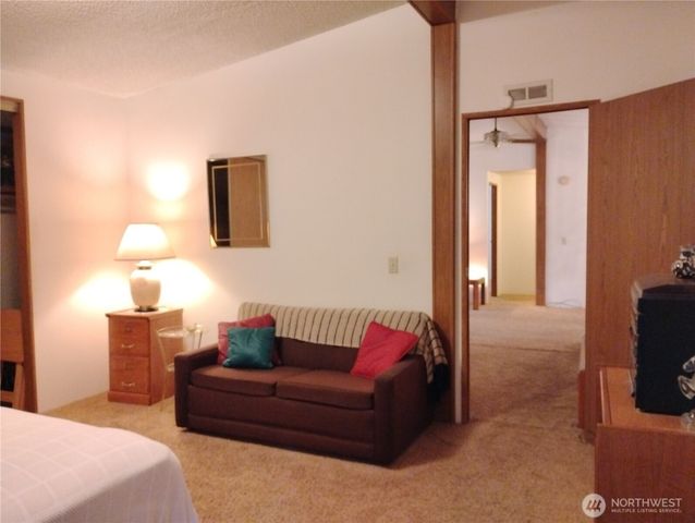 171 Arcadia W, Port Townsend, WA 98368