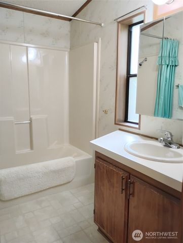 171 Arcadia W, Port Townsend, WA 98368