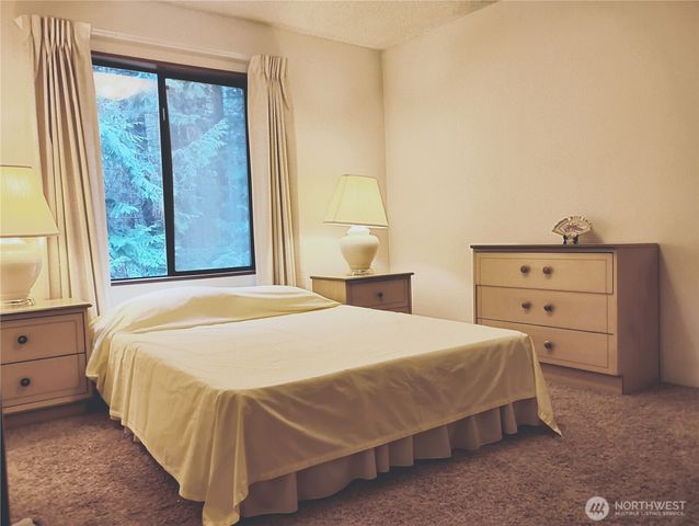 171 Arcadia W, Port Townsend, WA 98368
