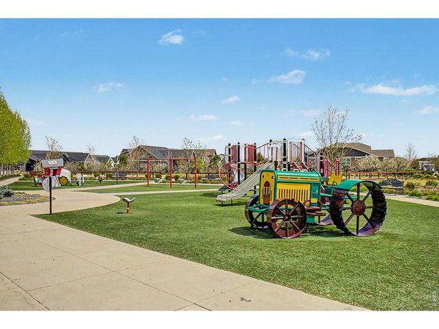 2069 Day Spring Dr, Windsor, CO 80550