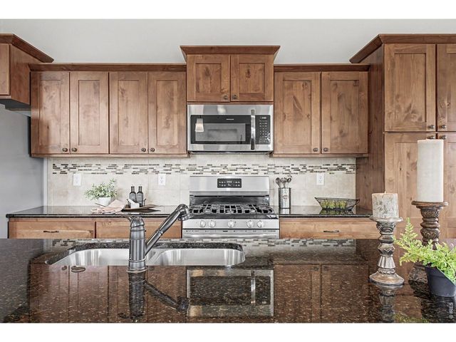 2069 Day Spring Dr, Windsor, CO 80550