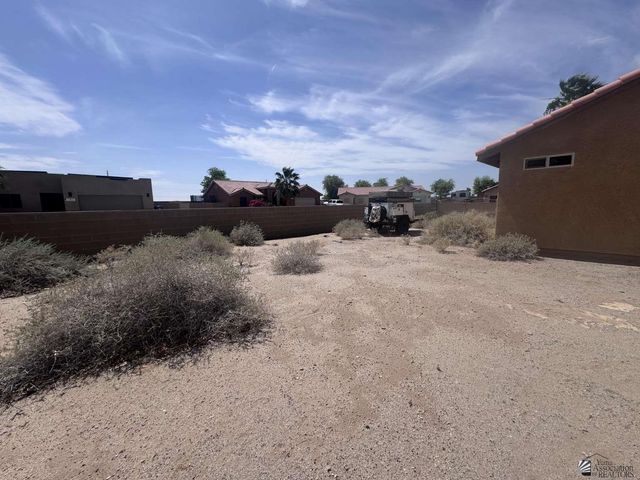 10837 S Madero St, Yuma, AZ 85367