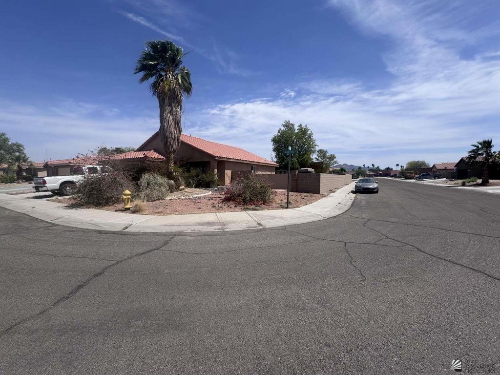 10837 S Madero St, Yuma, AZ 85367