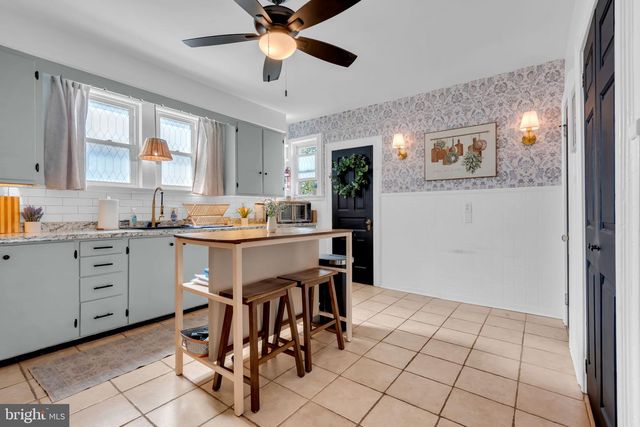 440 ST LOUIS AVE, Egg Harbor City, NJ 08215