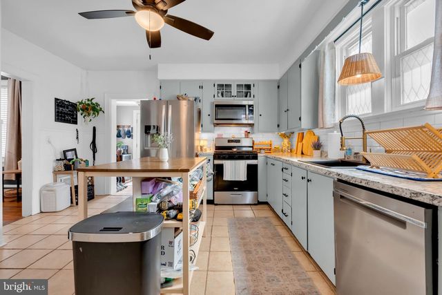 440 ST LOUIS AVE, Egg Harbor City, NJ 08215