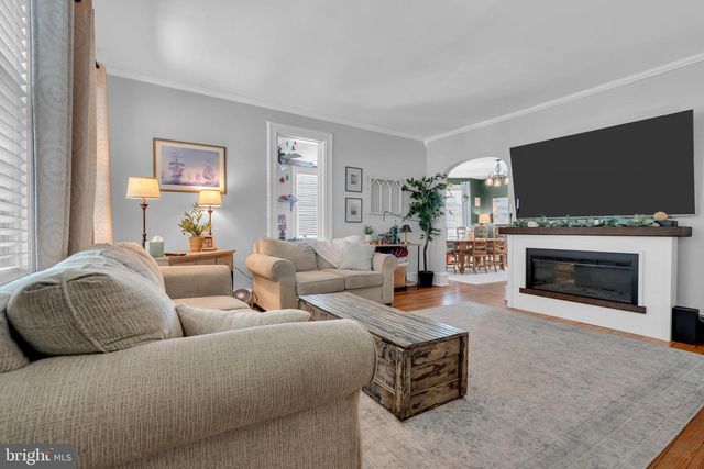 440 ST LOUIS AVE, Egg Harbor City, NJ 08215