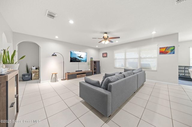 3779 Bishop Landing Way Way, Orlando, FL 32824