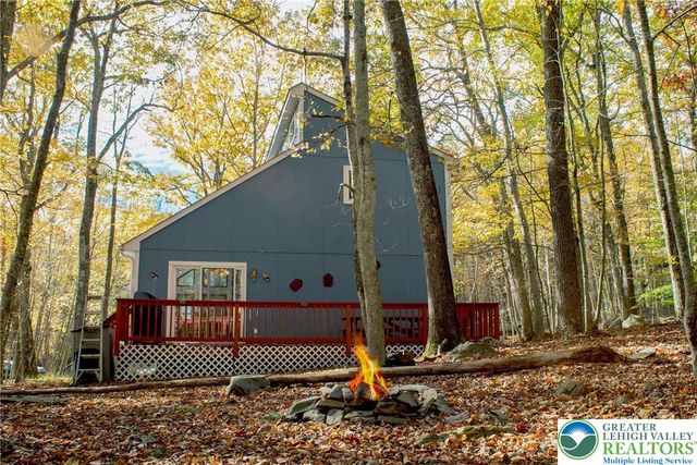 2211 Apley Court, Lehman Twp, PA 18324