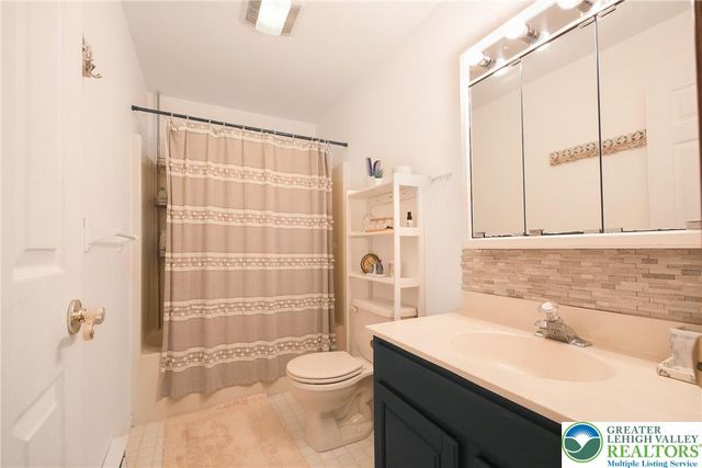 2211 Apley Court, Lehman Twp, PA 18324