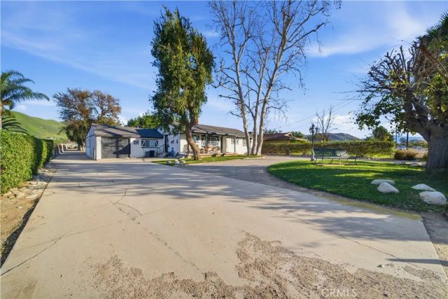 4221 Hillside Avenue, Norco, CA 92860