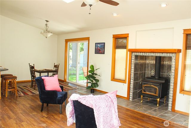 17247 154th Avenue SE, Yelm, WA 98597