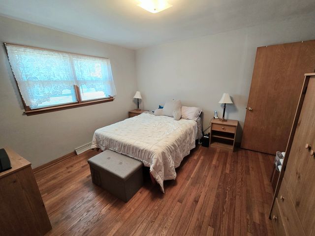 10620 S 86th Avenue, Palos Hills, IL 60465