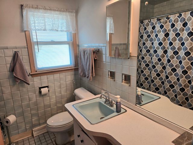 10620 S 86th Avenue, Palos Hills, IL 60465