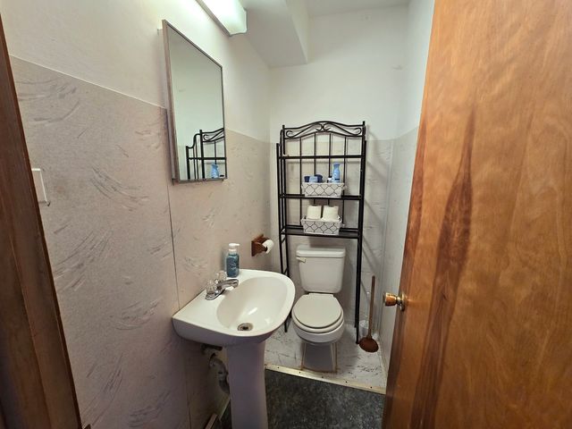 10620 S 86th Avenue, Palos Hills, IL 60465