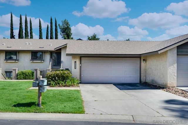 1768 Pala Lake Dr, Fallbrook, CA 92028