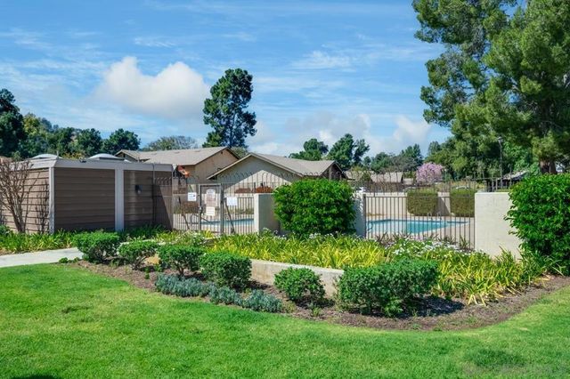 1768 Pala Lake Dr, Fallbrook, CA 92028