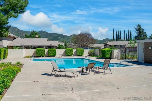 1768 Pala Lake Dr, Fallbrook, CA 92028