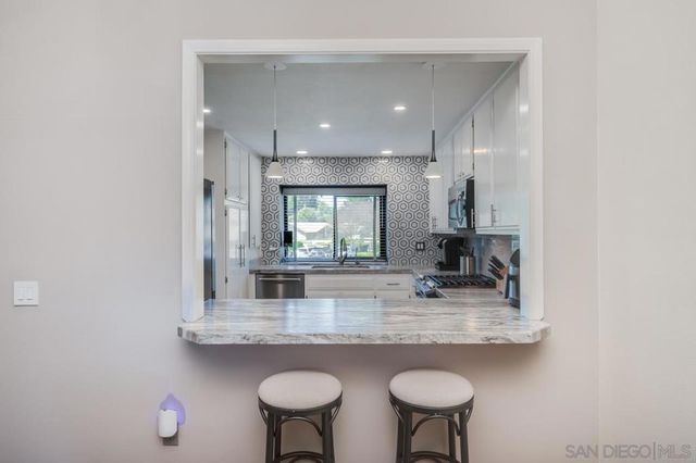 1768 Pala Lake Dr, Fallbrook, CA 92028