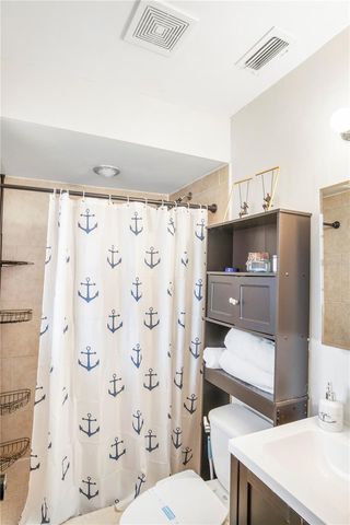 2077 FLORADELL PLACE, Orlando, FL 32808