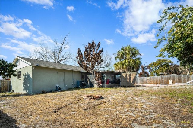 2077 FLORADELL PLACE, Orlando, FL 32808