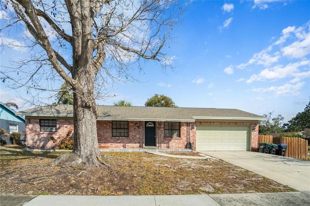 2077 FLORADELL PLACE, Orlando, FL 32808