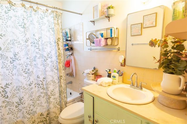 11363 Virginia Avenue, Lynwood, CA 90262