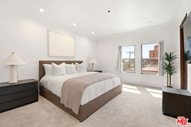 10364 Almayo Avenue 303, Los Angeles, CA 90064