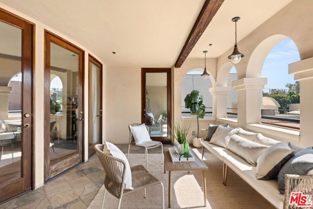 10364 Almayo Avenue 303, Los Angeles, CA 90064